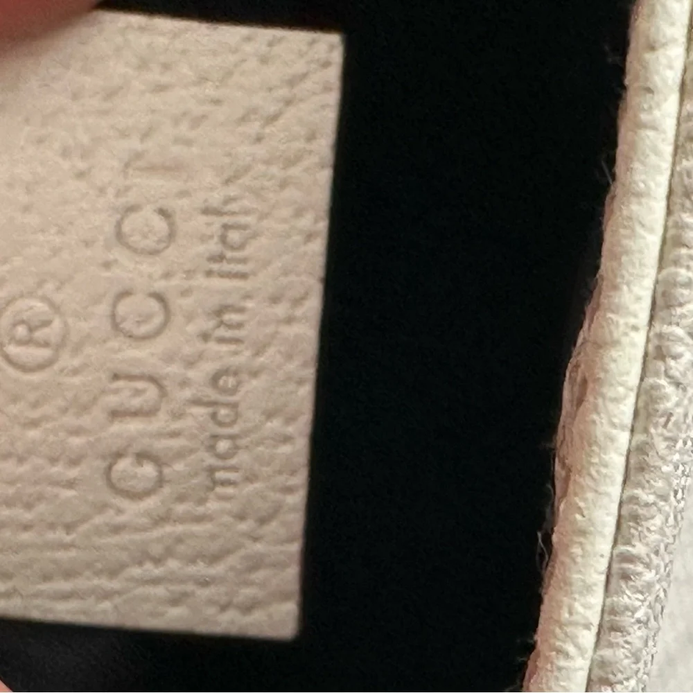 Authentic gucci - Picture 16 of 16